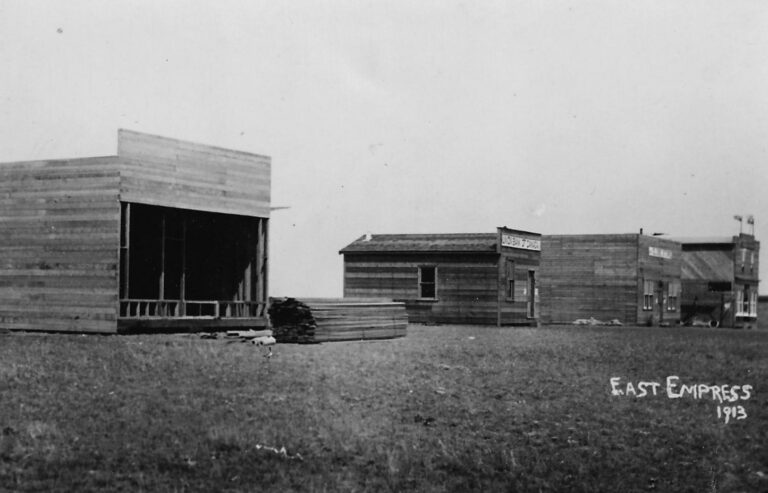 1913 East Empress