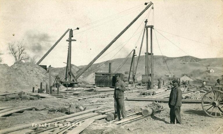1913 Railway construction