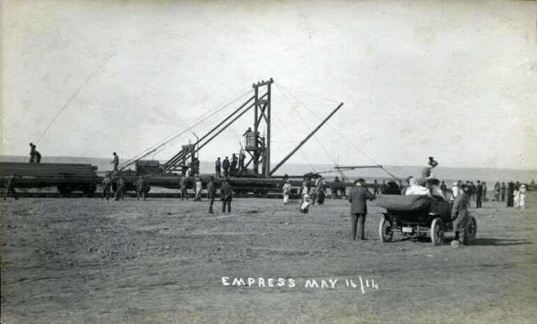 1914-05-14 Empress Railway construction 1