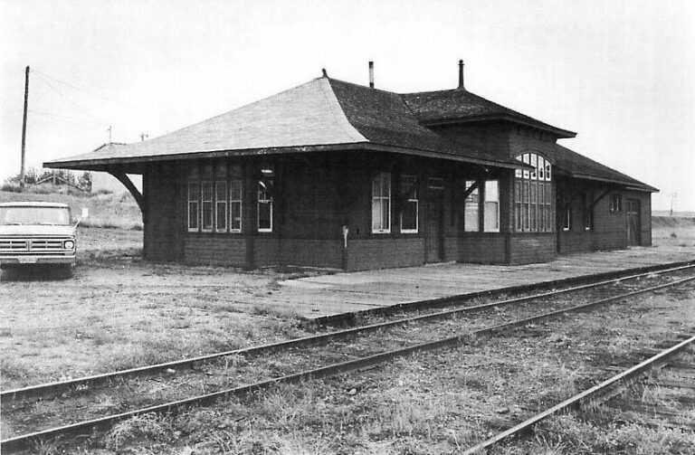 1977 Empress CPR Station