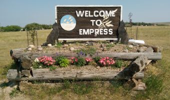 2021-07-21 Welcome to Empress sign